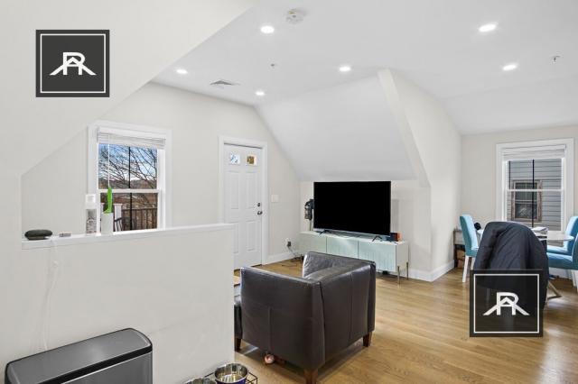 Foto del edificio - 2 bedroom in Brighton MA 02135