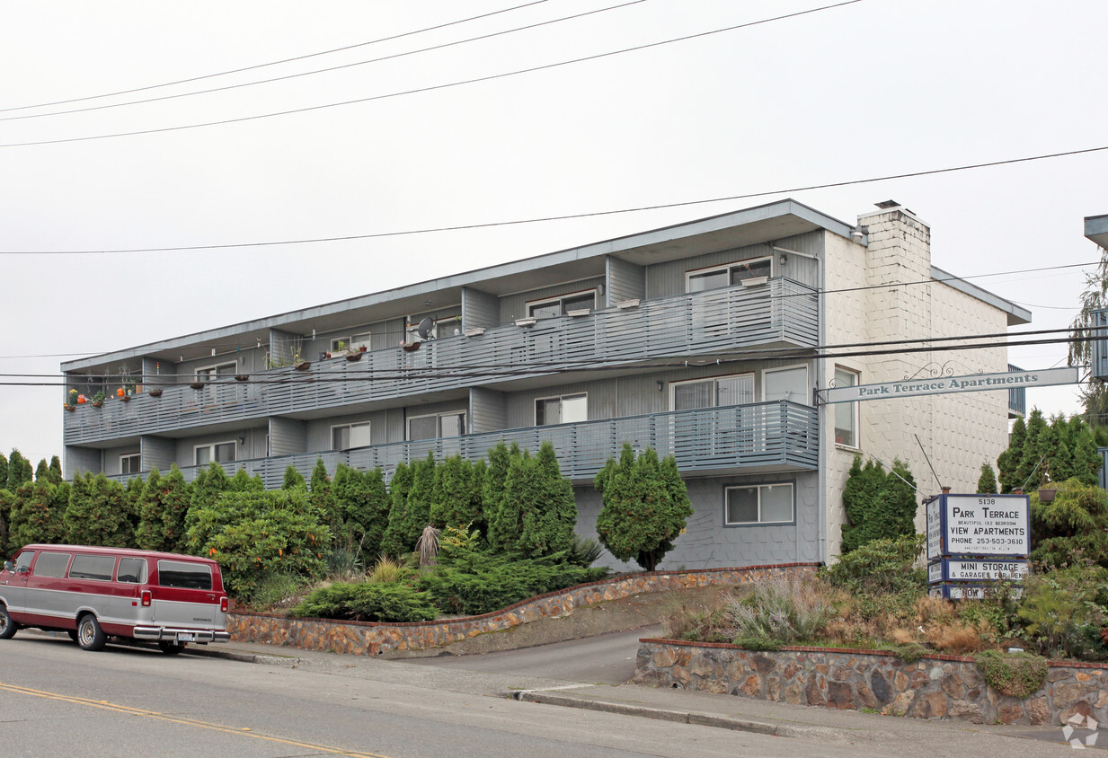 Primary Photo - Park Terrace Apartments