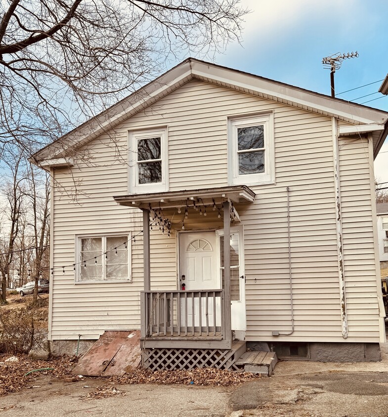 Foto principal - 246 Wolcott St