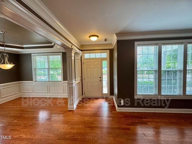 Building Photo - 121 Coffee Bluff Ln