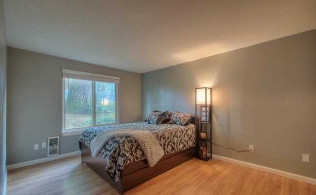 Foto del edificio - 4308 NE Sunset Blvd