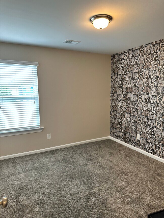 Foto del edificio - 156 Top Forest Drive