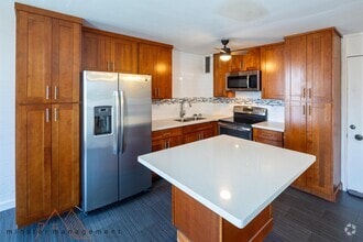 Building Photo - 1440 Ward Ave