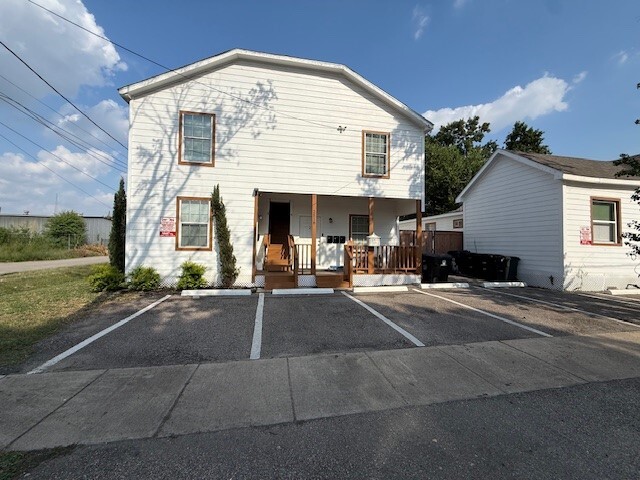 Building Photo - 2518 Gano St