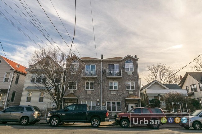 Foto del edificio - 1473 Brooklyn Ave