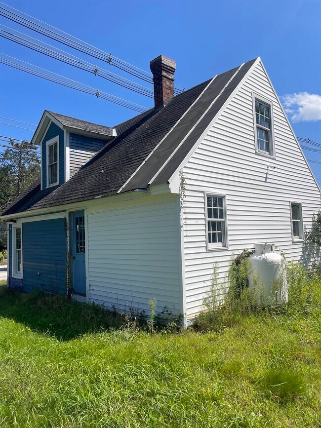 Building Photo - 239 NH-25