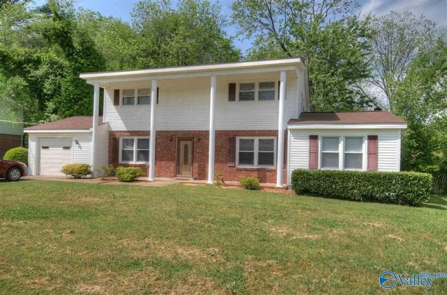 Foto del edificio - 3716 NW Jamestown Dr