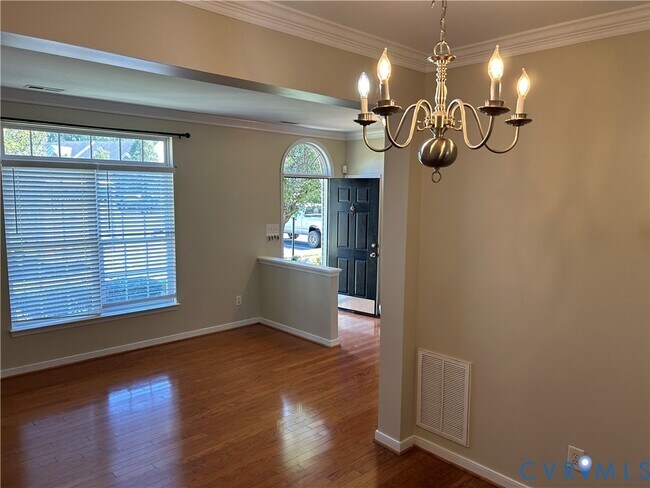 Foto del edificio - 1307 Village Views Dr
