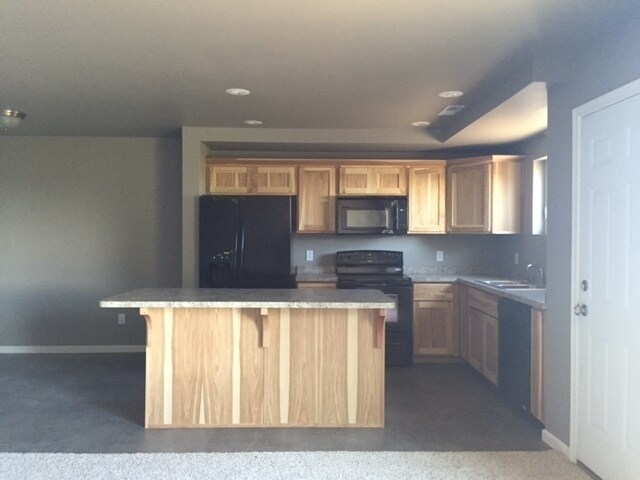 Primary Photo - Pet Friendly Property in Evergreen Ridge A...