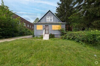 Building Photo - 3458 E 140th St
