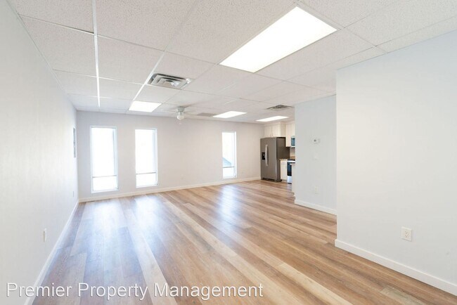 Building Photo - 1 br, 1 bath House - 212 West Virginia Ave...