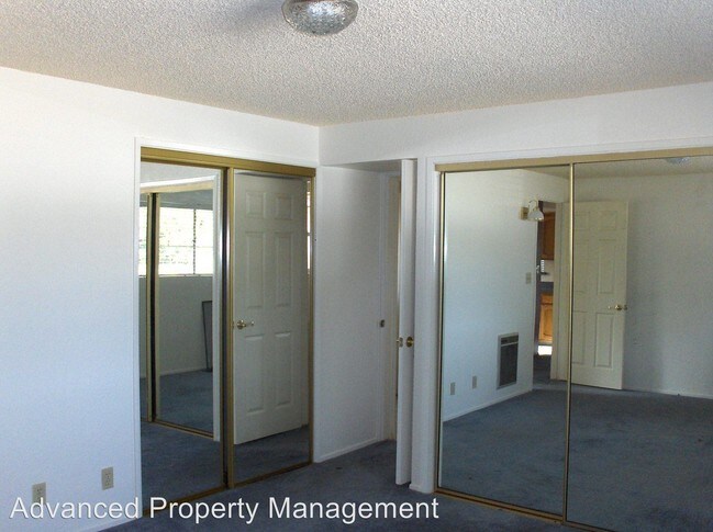 Building Photo - 2 br, 2 bath House - 28205 Bear Valley Rd.