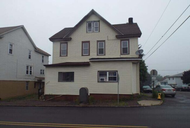 Foto del edificio - 301 W Blaine St