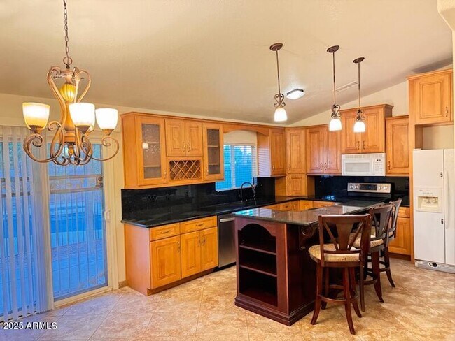 Building Photo - 1291 S Crossbow Pl