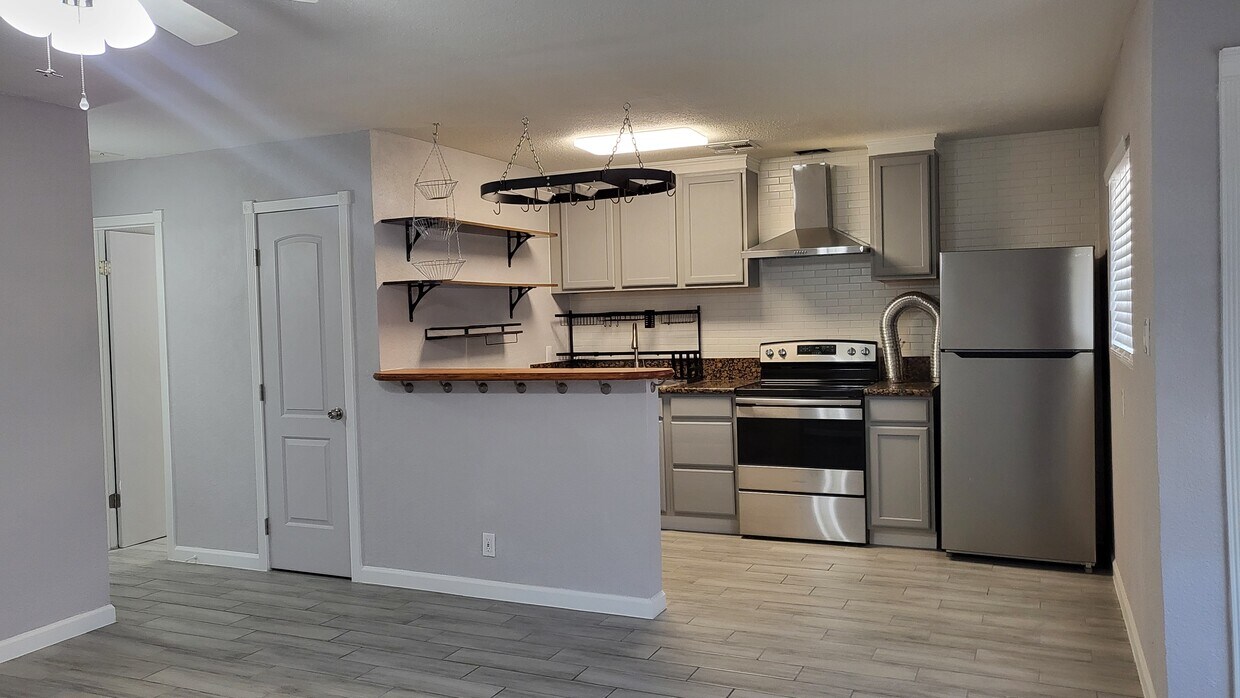 Foto principal - 2236 Ellis St