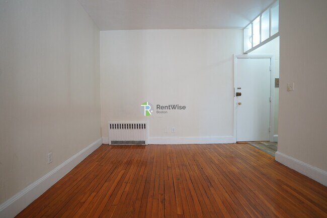 Building Photo - 33 Lancaster Terrace