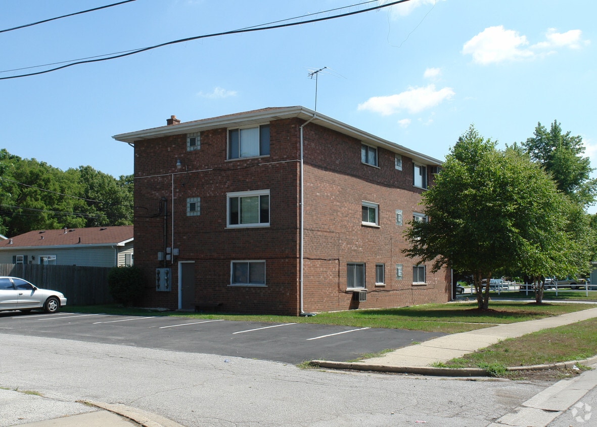 Building Photo - 7050 Idaho Ave