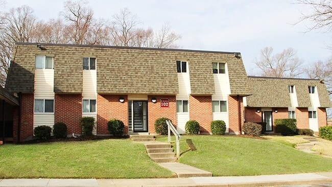 Building Photo - 100 River Trace Way