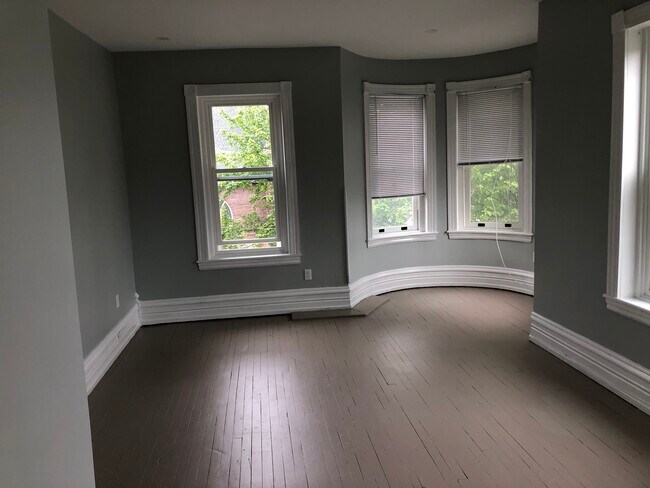 Building Photo - 200 S Wyomissing Ave