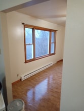 Building Photo - 12 Elm Ln