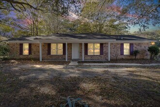 Building Photo - 3281 Woodard Dr