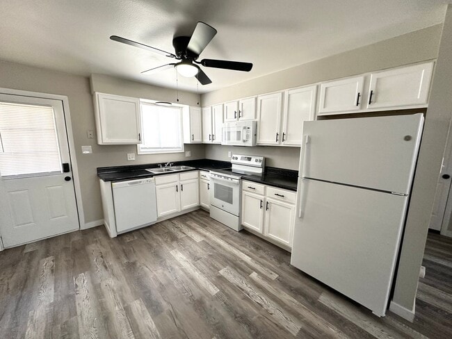 Foto del edificio - 4338 N Chestnut St