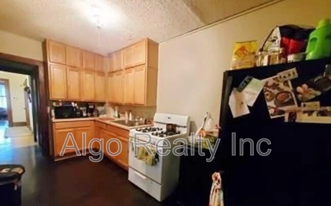 Foto del edificio - 3340 Stevens Ave