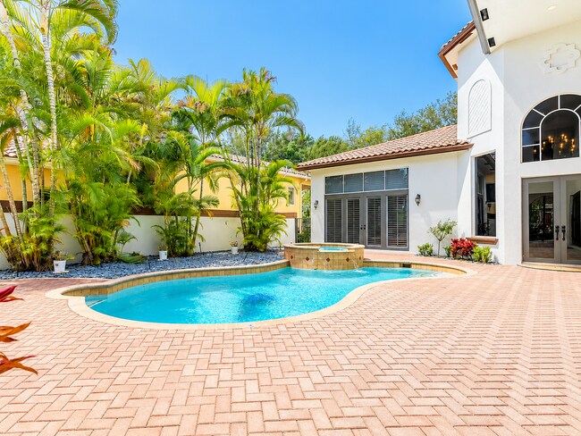 Building Photo - 17550 Circle Pond Ct