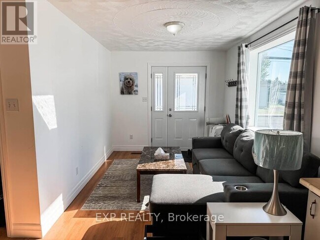 Photo du bâtiment - 4564-4564 Ste-Catherine St