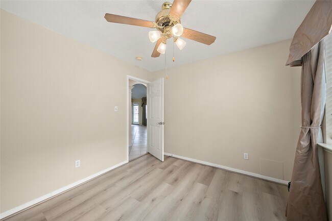 Foto del edificio - 1511 Brook Grove Dr