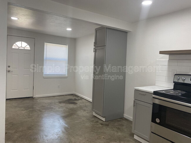 Foto del edificio - 3018 NW 19th St