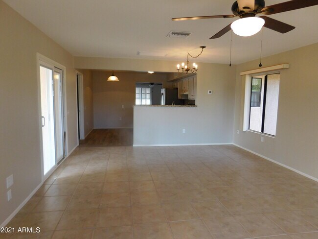 Foto del edificio - 14126 W Pennystone Dr