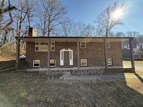 Building Photo - 126 Morton Rd