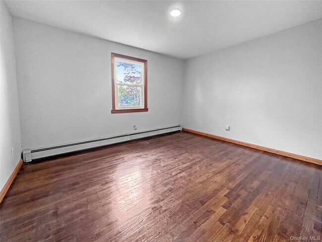 Foto del edificio - 143 Walter Ave