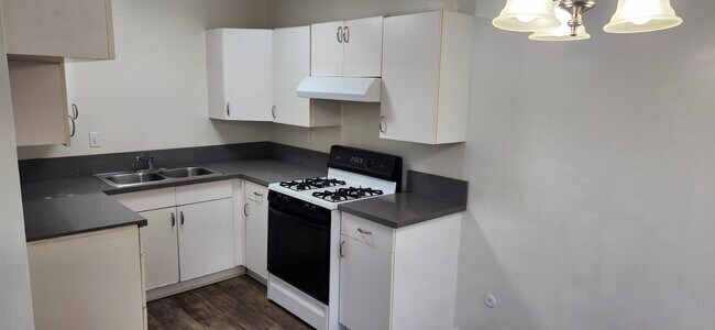 Foto del edificio - 25221 Bigelow Rd