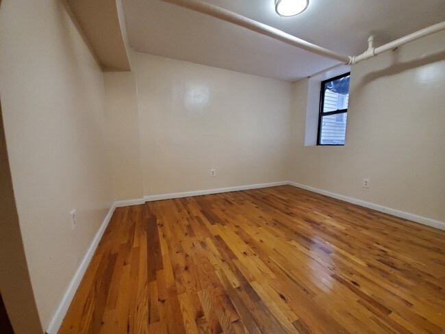 Building Photo - 233 Weequahic Ave