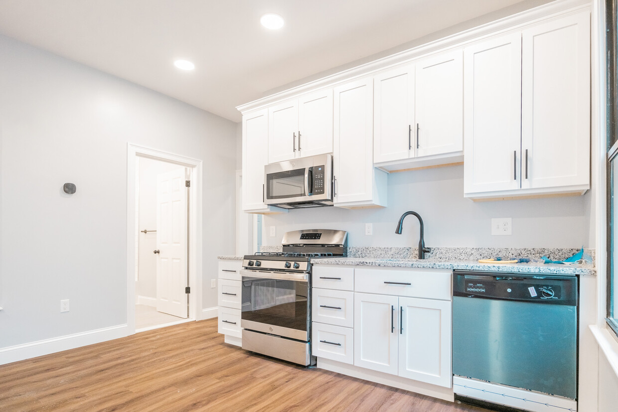 Foto principal - 342 Saratoga St