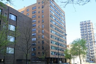 Building Photo - 6118 N Sheridan Rd