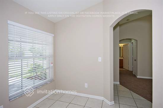 Foto del edificio - 1002 SW Coleman Ave