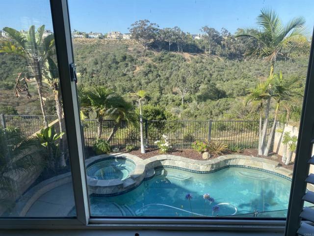 Primary Photo - 10992 Cloverhurst Way