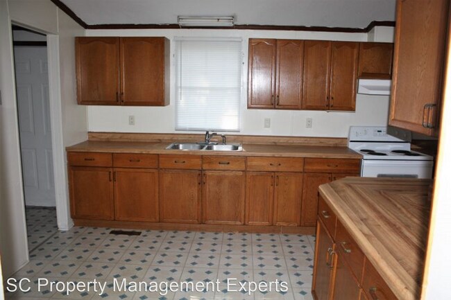 Building Photo - 3 br, 2 bath House - 115 Kenney Rd