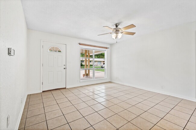 Foto del edificio - 850 W Kelley St