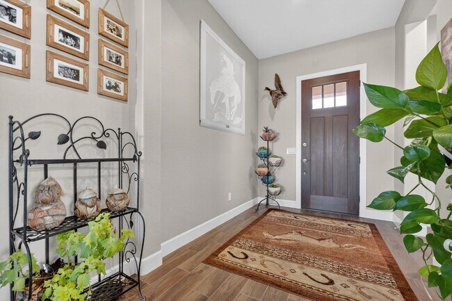 Foto del edificio - Walden Farms home with Office/Den and a great relaxing backyard!