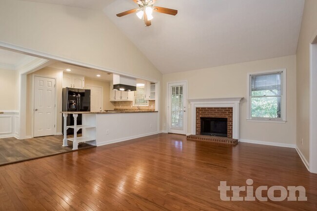 Building Photo - 828 Georgetowne Drive Winder GA