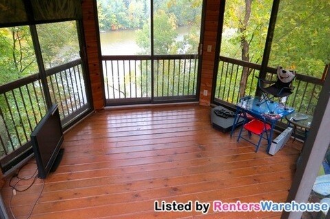 Foto del edificio - 1649 Norwood Dr