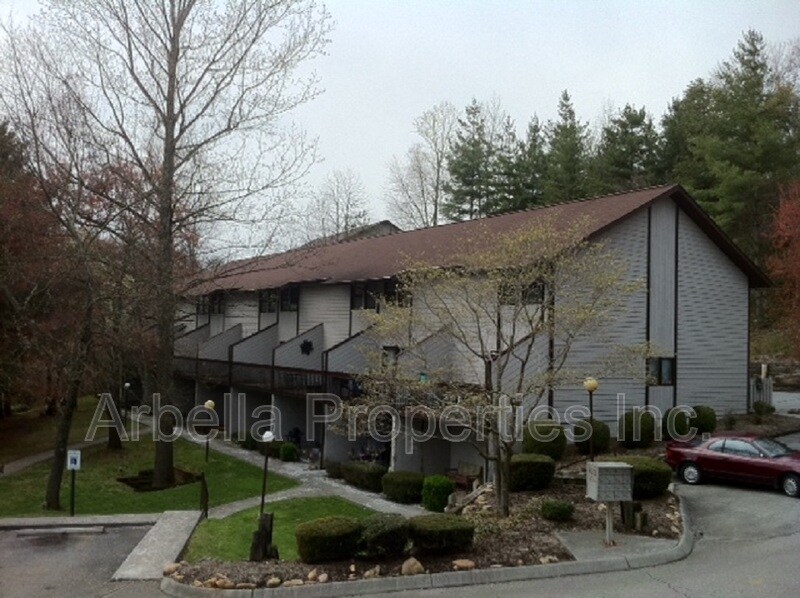 Primary Photo - 420 W Jackson Blvd