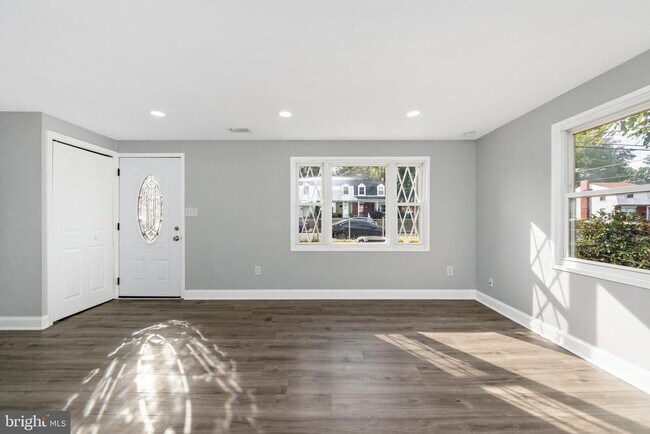 Foto del edificio - 7702 Burnside Rd