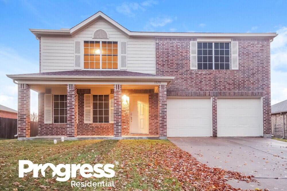 Foto principal - 1520 Waters Edge Dr