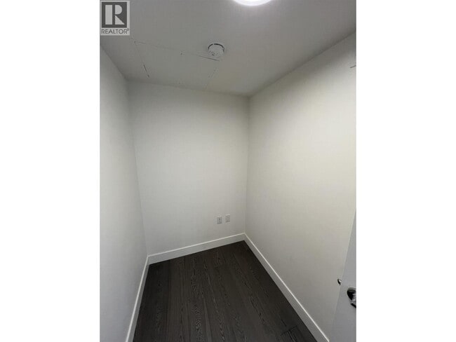 Building Photo - 477-477 W 59th Ave