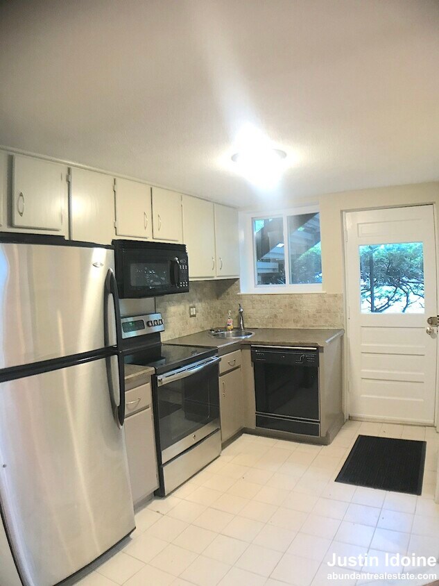 Primary Photo - 2 Winthrop St